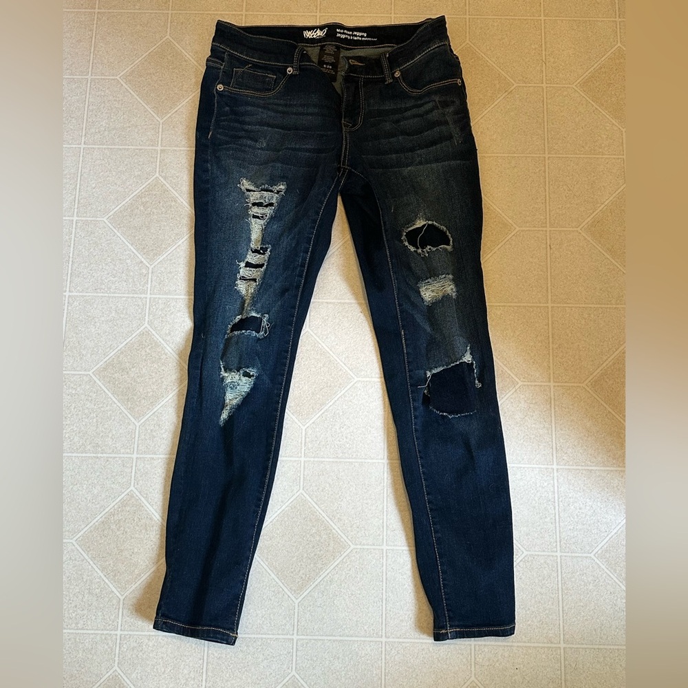 Distressed Blue Women's jeggings